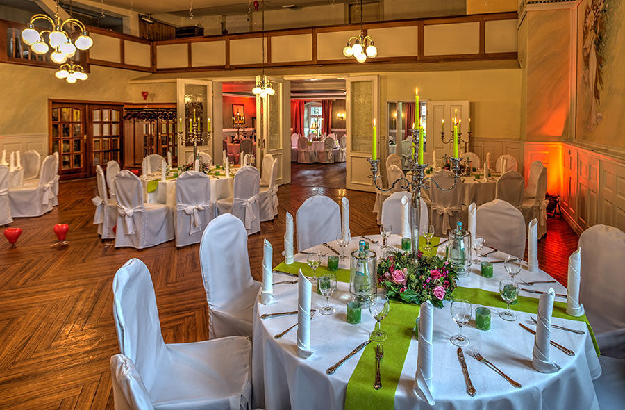 Landhotel Schwarzer Adler Suelzetal Business bild